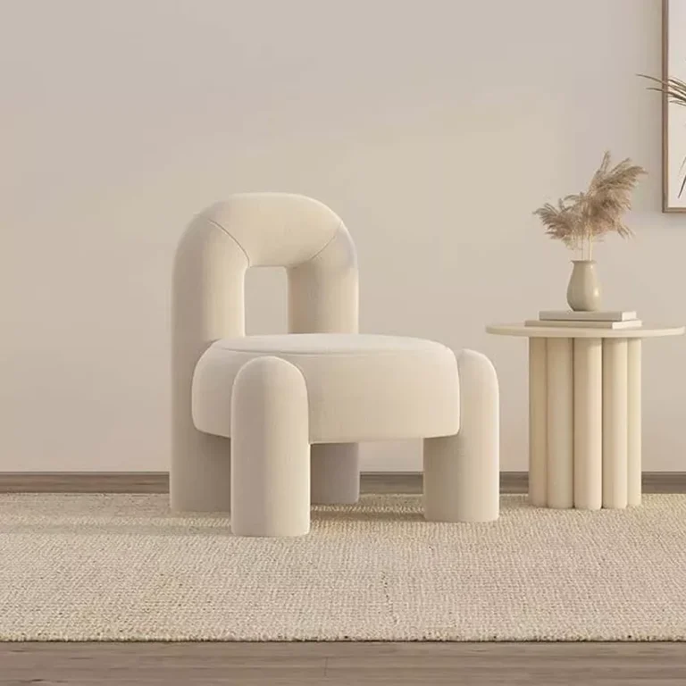 Marlon Lounge Armchair