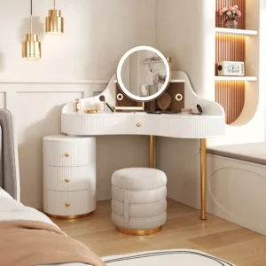 Dereck Makeup Vanity Set