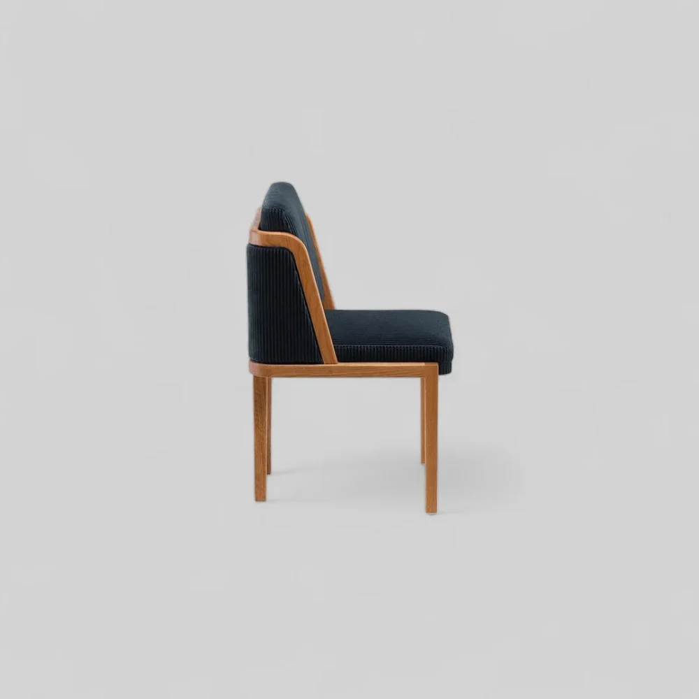 Aeris Chair - Image 3