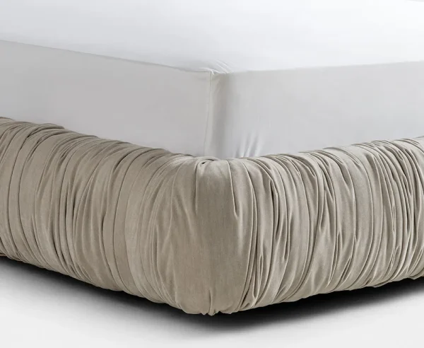 Serra King Bed - Image 7