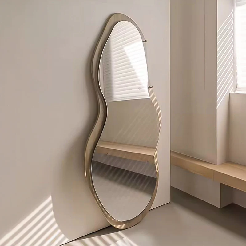 MirrorLux-1.webp Mirror Lux - Image 1